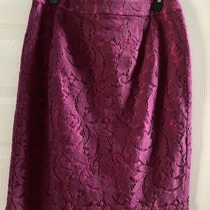 Cabi Plumberry Corded Floral Lace Pencil Skirt Women’s  Size 6 NWOT